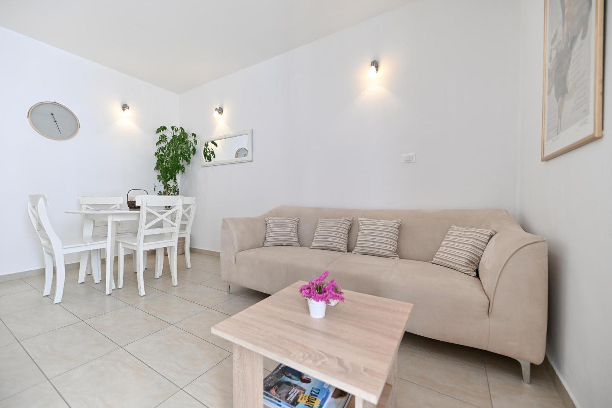 Near Zadar City Center Apartment With Free Parking And Air Condition In Each Room Buitenkant foto
